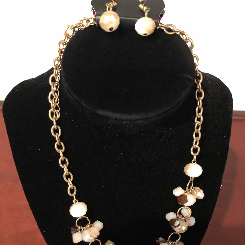 Necklace and Earring Set - Picture 2 of 4
